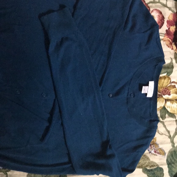 Loft. Cardigan sweater - like new! - Picture 4 of 4